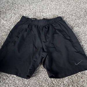 Nike Black Athletic Shorts Lightweight Relaxed Fit